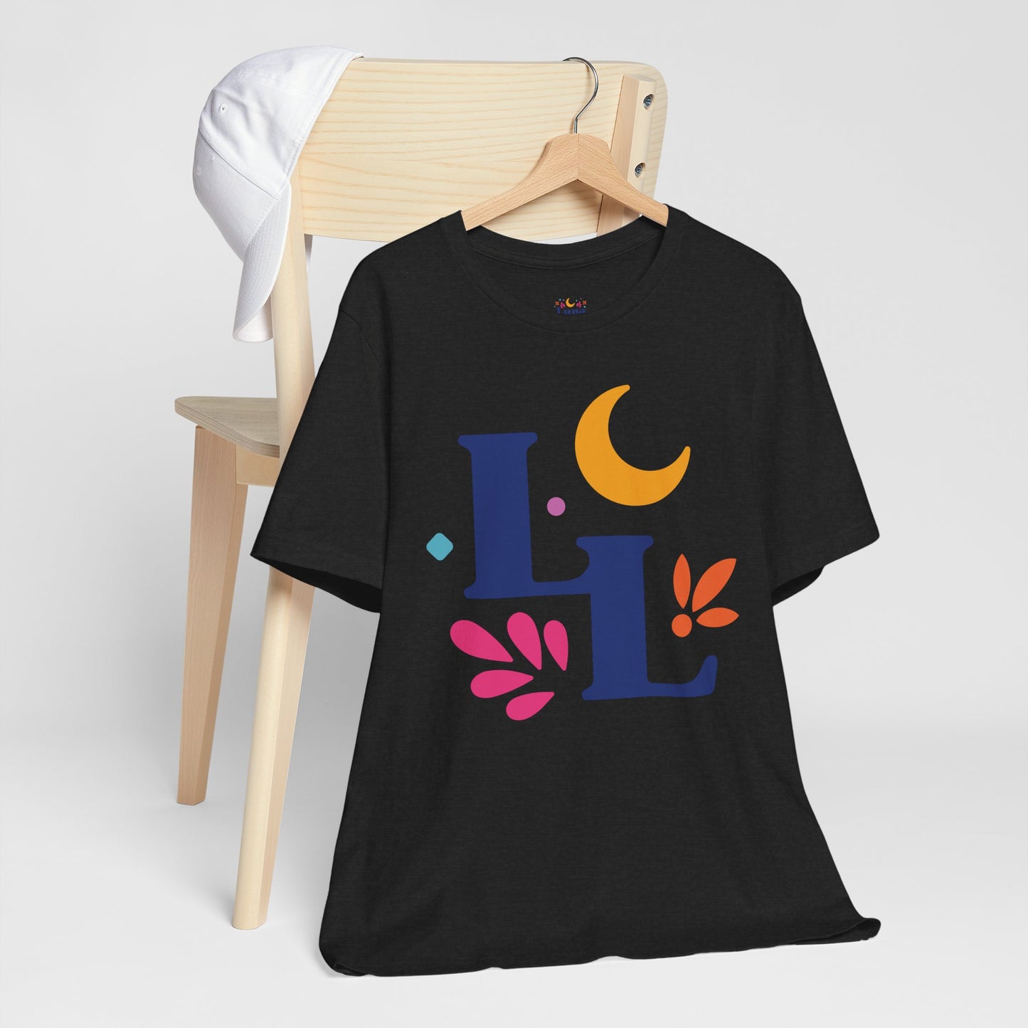 Luna Linda Icon Tee