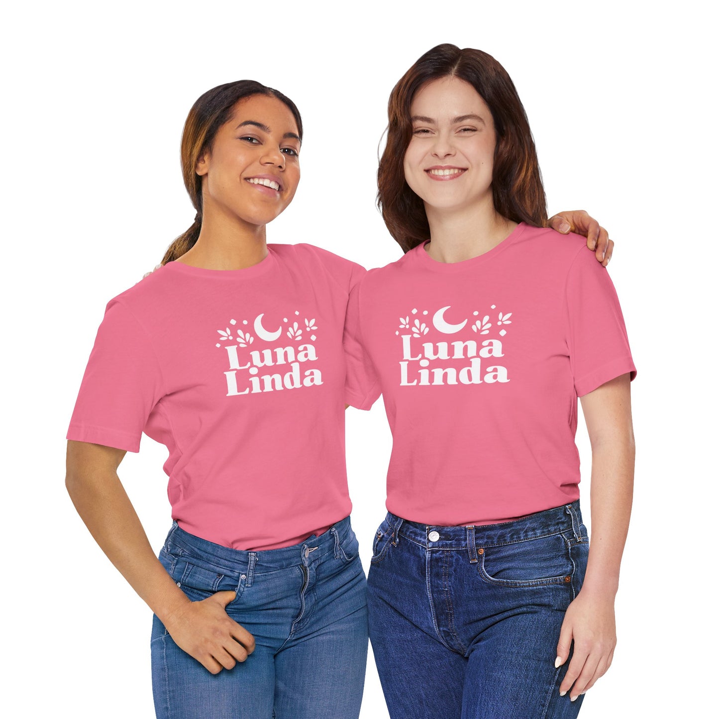 Luna Linda Tee