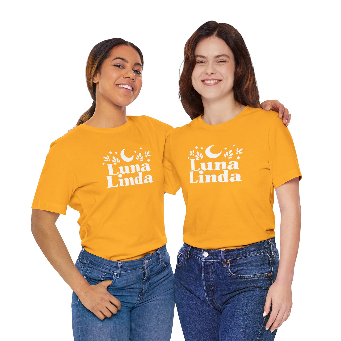 Luna Linda Tee