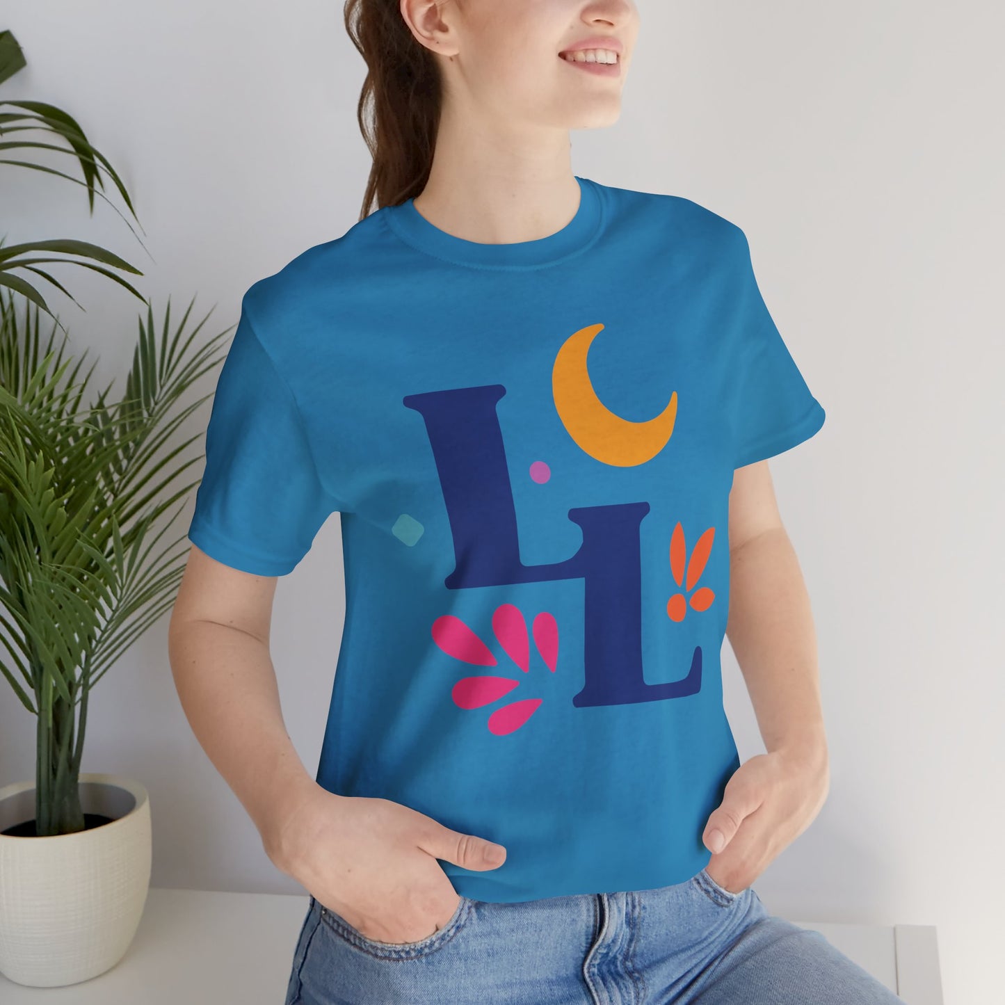 Luna Linda Icon Tee