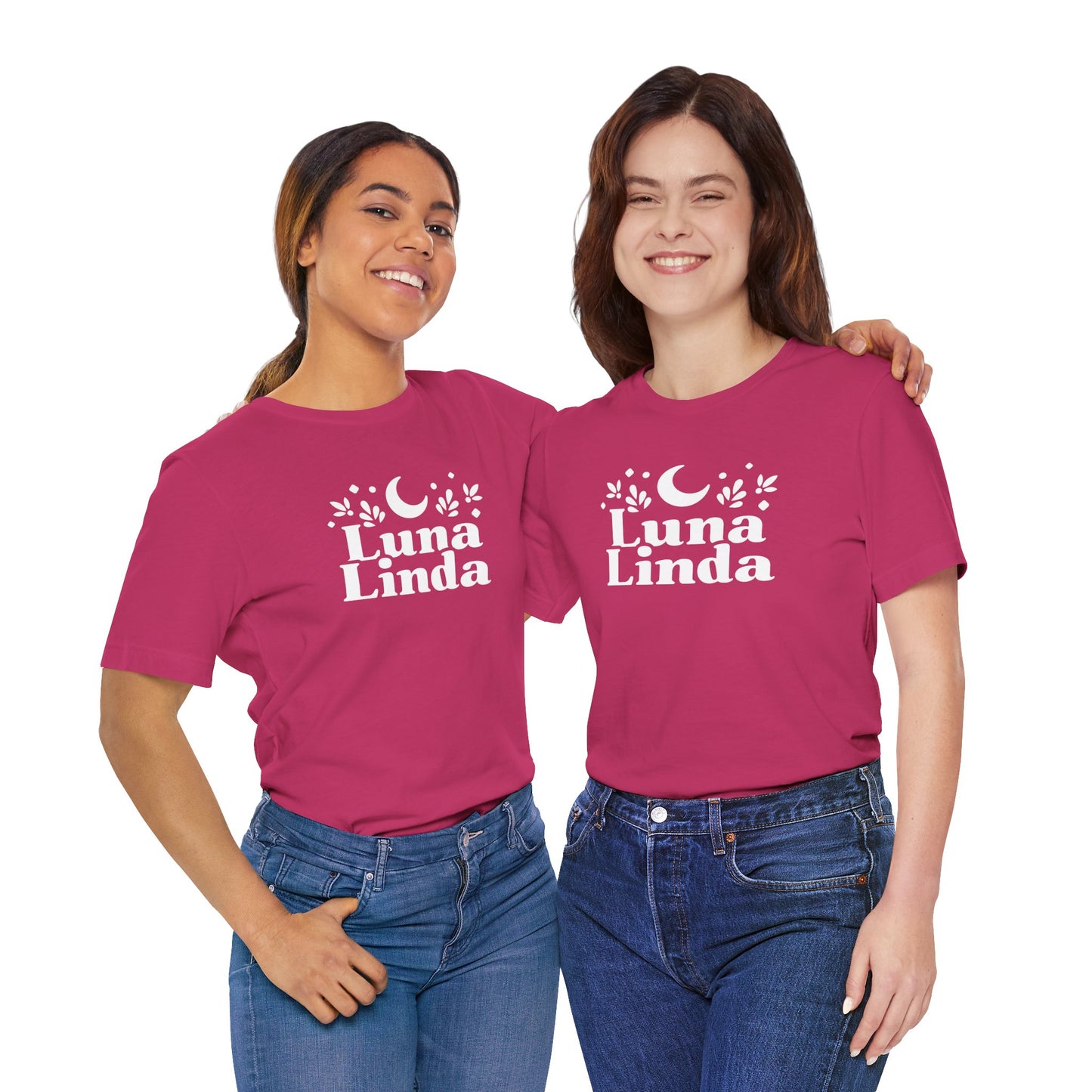 Luna Linda Tee