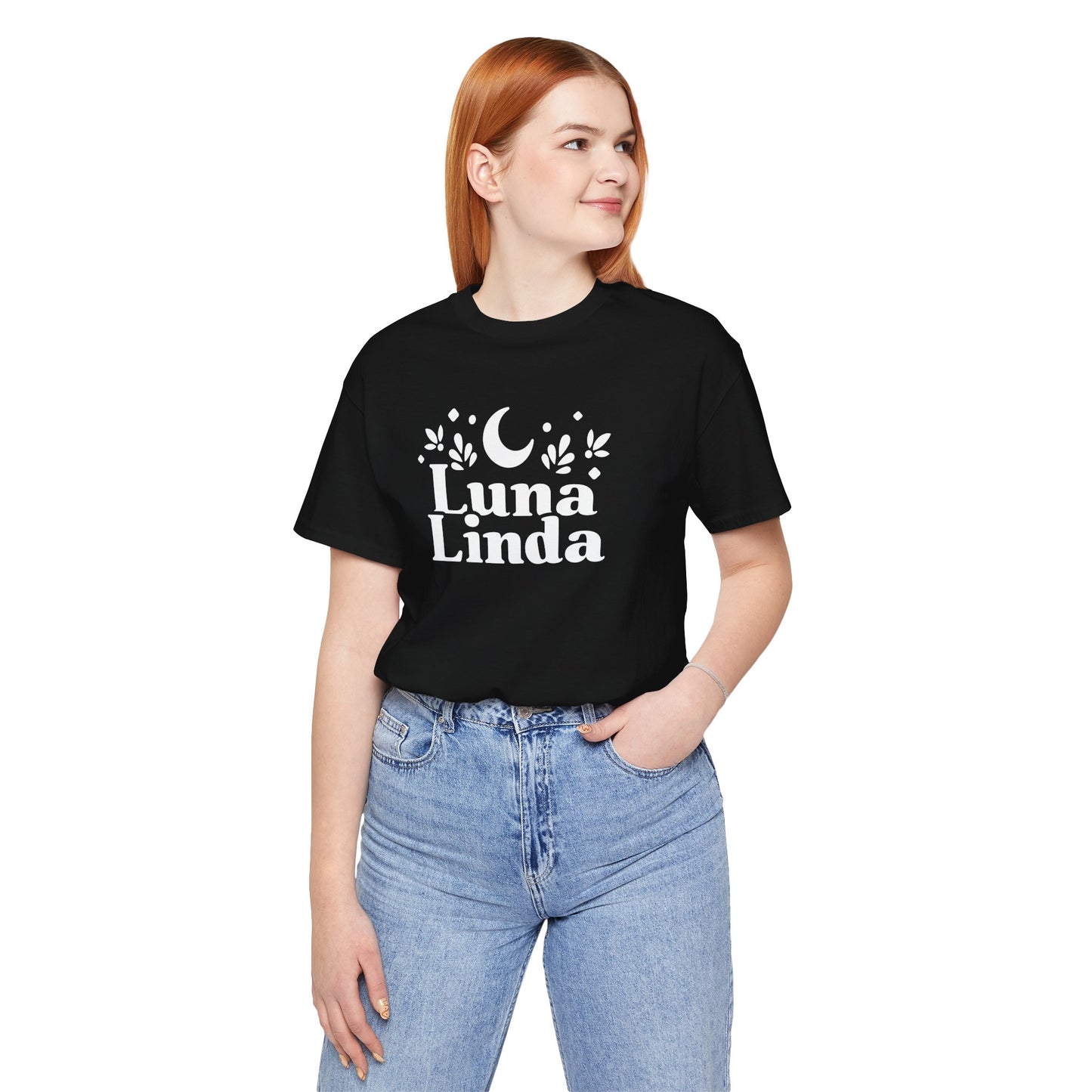 Luna Linda Tee