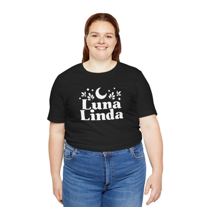Luna Linda Tee