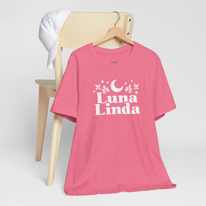 Luna Linda Tee