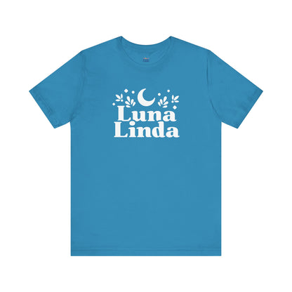 Luna Linda Tee