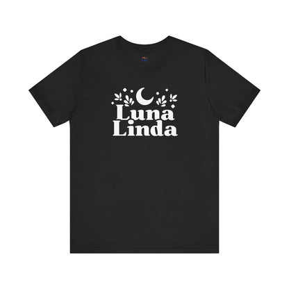 Luna Linda Tee
